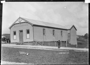 Raglan Town Hall, 1910 - Photograph taken by Gilmour Brothers