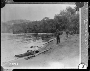 New Zealand 8 Brigade land on the Treasury Islands during World War II - Photograph taken by Chief Petty Officer Spencer, United States Navy