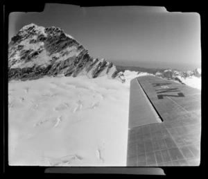 View from South Pacific Airlines of New Zealand (SPANZ) plane of Mount Aspiring, Queenstown-Lakes District, Otago Region