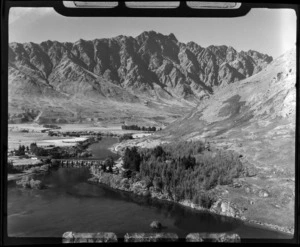 Kawarau River and Lake Wakatipu, Queenstown-Lakes District, Otago Region