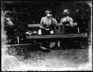 Cybele Ethel Kirk and unidentified woman picnicking