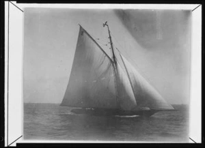 Creator unknown: Photograph of Alexander Turnbull's yacht Rona