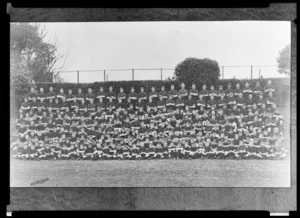 1911 group portrait of King's College students, Remuera, Auckland