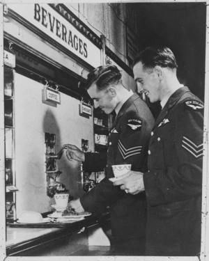 New Zealand airmen getting drinks from an American beverage station