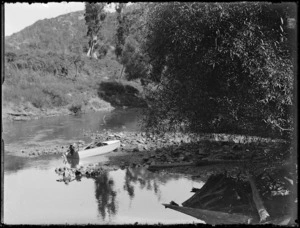 Robert Wells' speedboat, Mokau River