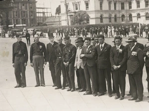 Robson, Edward Thomas, 1875-1953 : Photograph of local fascists at the Cenotaph on Lambton Quay, Wellington