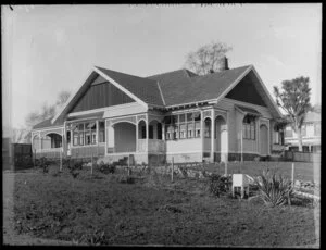 Unidentified house, exterior, Christchurch