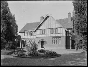 Mr Henry Wood's house, [front?], Christchurch