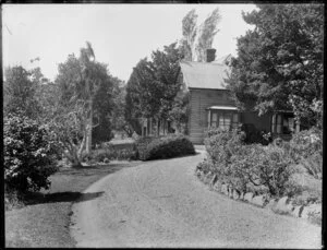 Garland farmhouse and drive, Rangiora, Christchurch