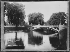 Manchester Street Bridge, Christchurch, across the Avon River