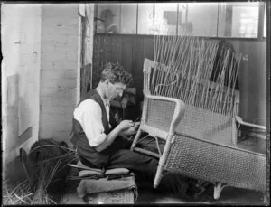 Wickerwork as rehabilitation for veterans, after the Great War