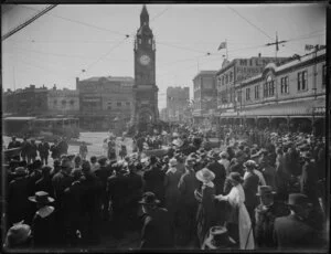 Motorcade in Christchurch, [returned servicemen, World War I?]