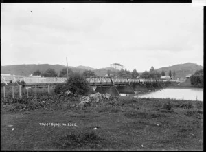 Bridge over the Uawa River, Tolaga Bay