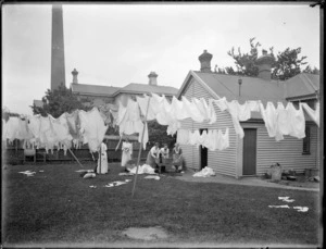 Volunteers doing Plunket washing during the 1918 influenza epidemic, Armagh Street, Christchurch