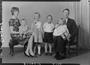 Mr W Soeberg with wife and children