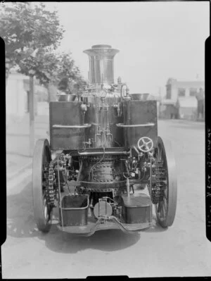 Steam fire engine, view from rear