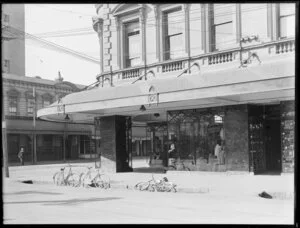 Bicycles in front of Ballantyne's department store, Christchurch