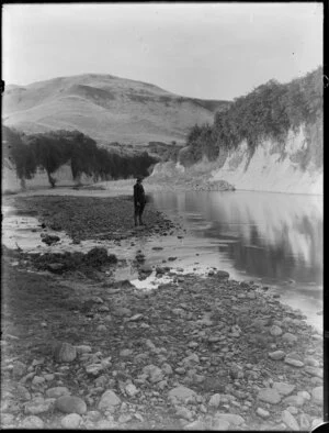 Unidentified man at Moawhango River, Rangitikei County, Taihape