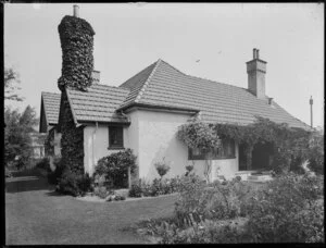 Unidentified house and garden, Papanui, Christchurch