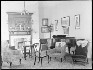 Drawing room in an unidentified house