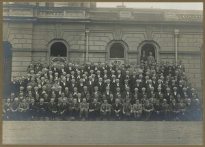Members of the legal professions with Sir Robert Stout outside the High Court, Wellington