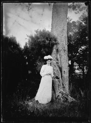 Robina Nicol in front of tree