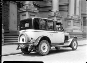 Taxi outside Wellington Town Hall, c.1930s
