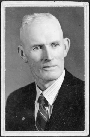 Kelly, George A, fl 1944-1958 :Photograph of Hugh Pearson McIntyre