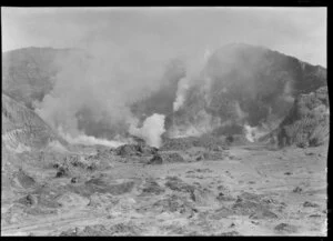 White Island geothermal activity