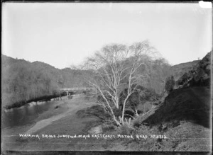 Waiaua Bridge Junction on the main East Coast Road, Bay of Plenty
