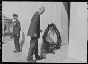 General Sir Alexander Godley laying a wreath at the Cenotaph, Wellington
