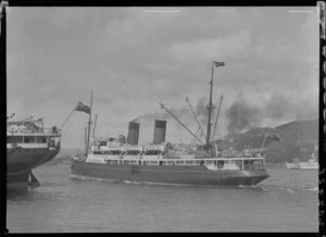 Union Steamship Company ferry Tamhine in Wellington Harbour