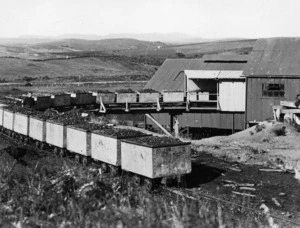Railway wagons of coal, Huntly