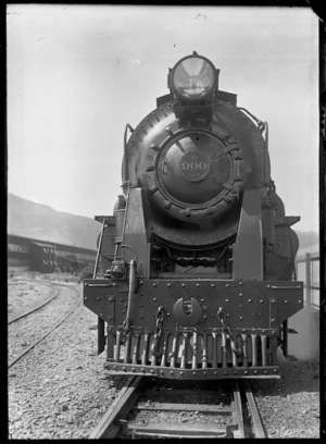 Front view of "K" 900 steam locomotive (4-8-4 type) at Hutt Railway Workshops, 1932