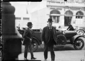 Unidentified man [Mr Massey?] entering Wellington Town Hall