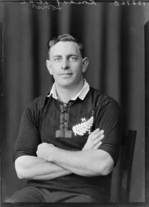 All Black player Mick Lomas