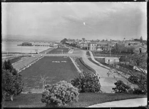 View of Tauranga looking along The Strand
