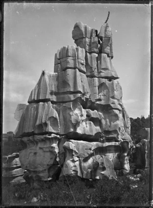Cathedral Rock (limestone rock formation) at Waro, 1923