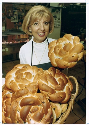 Jayne Chait, of Dixon Street Delicatessen, with bread for the Jewish new year - Photograph taken by Ray Pigney