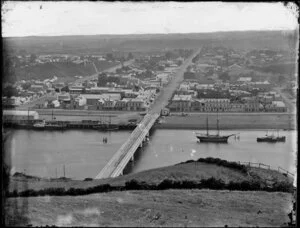 Looking along Victoria Avenue from Durie Hill, Whanganui