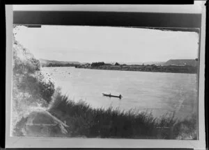 Whanganui River, including champion sculling course, Wanganui - Photograph taken by Alfred Martin