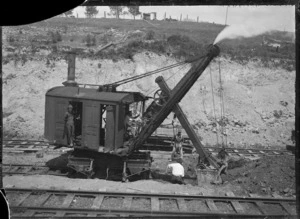 Osgood steam shovel on railway development works at Whangarei, 1923.