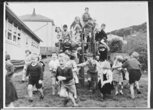 Children at play, Thorndon School, Wellington