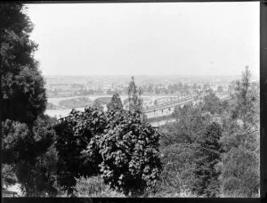 View from hill to [Princes Bridge, Melbourne?]