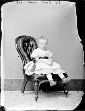J Peat's daughter, aged 3
