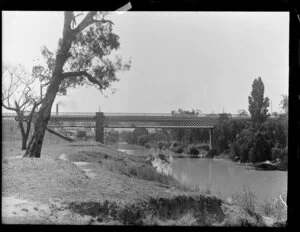Bridge over Yarra River, Melbourne, Australia