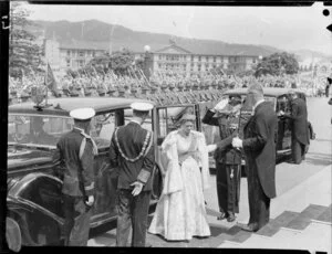 Queen Elizabeth II arriving at Parliament Buildings, Wellington, for the ceremonial opening of Parliament, Royal Tour 1953-1954