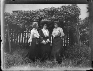 A group of unidentified women in the garden