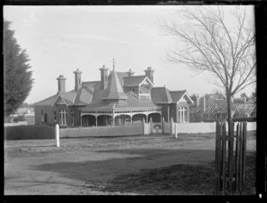Queen Anne style brick villa with ornate chimneys, Caulfield, Melbourne, Australia