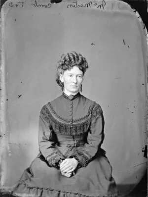 [Mrs?] McMasters - Photograph taken by Thompson & Daley of Wanganui